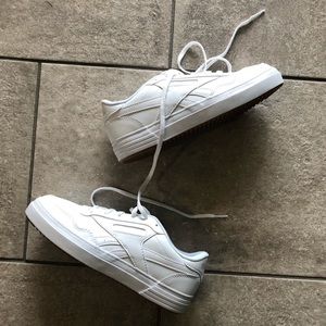 Like New White Reebok Sneakers